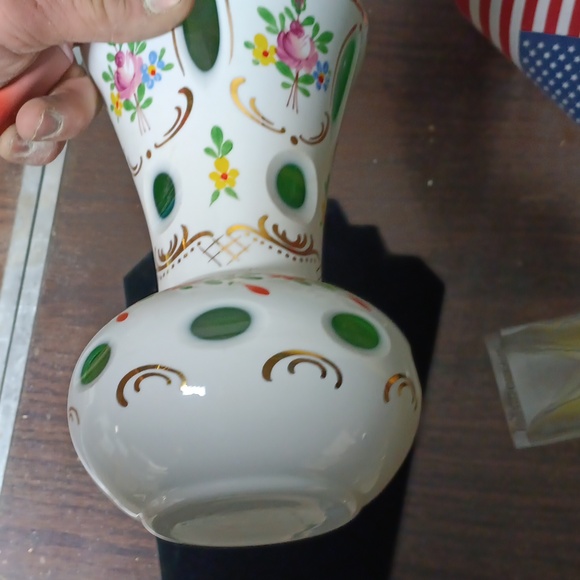 Vase - Picture 4 of 4